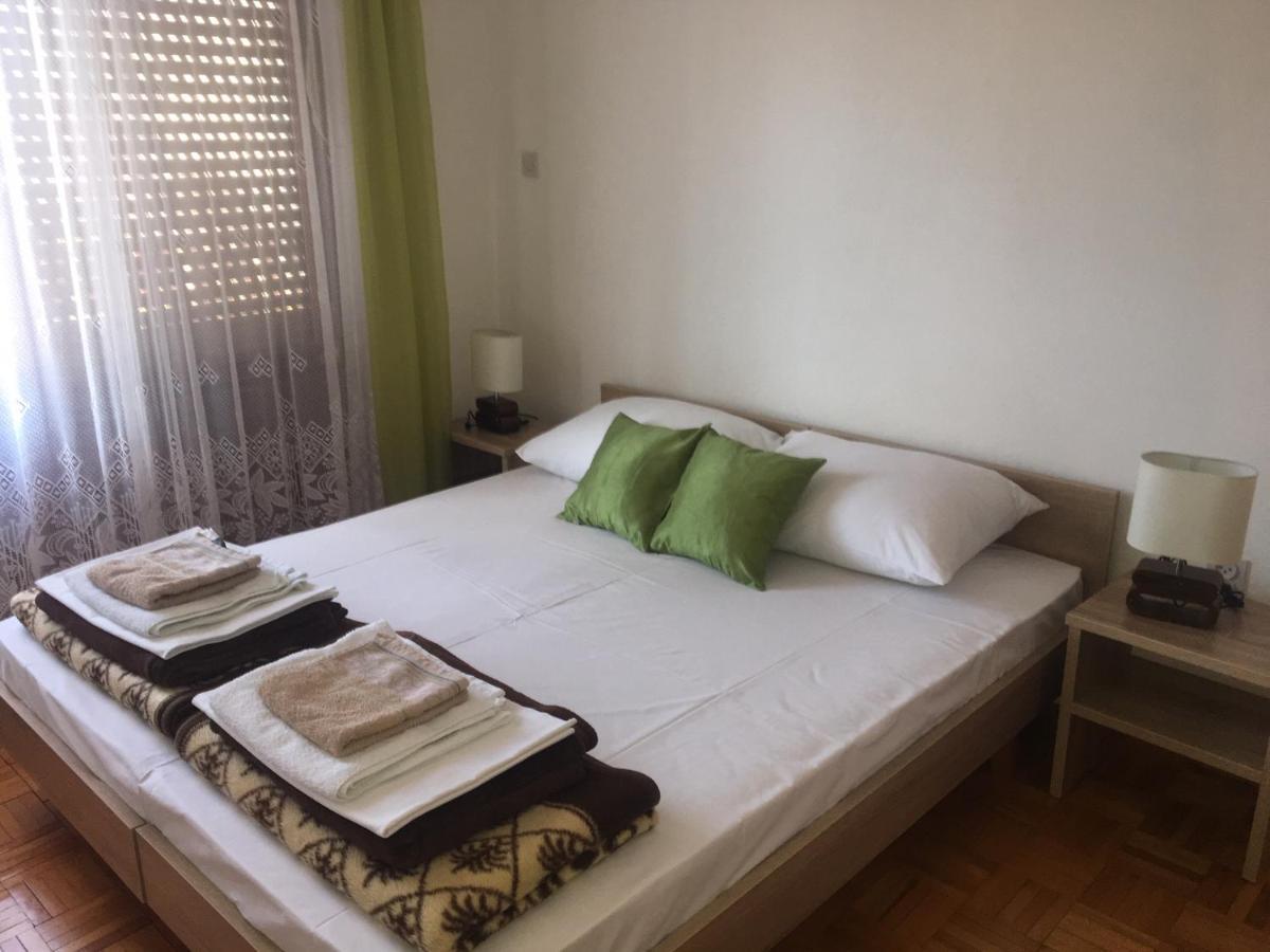 Apartment Marija Selce Buitenkant foto